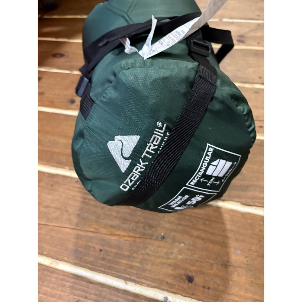 Ozark Trail Warm Weather 50 Degree Rectangular Sleeping Bag Green 75x33in